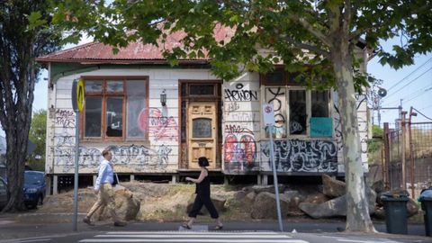 House sold derelict Melbourne domain