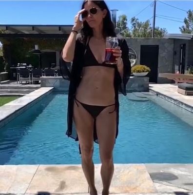 Courteney Cox reverse bikini video comments