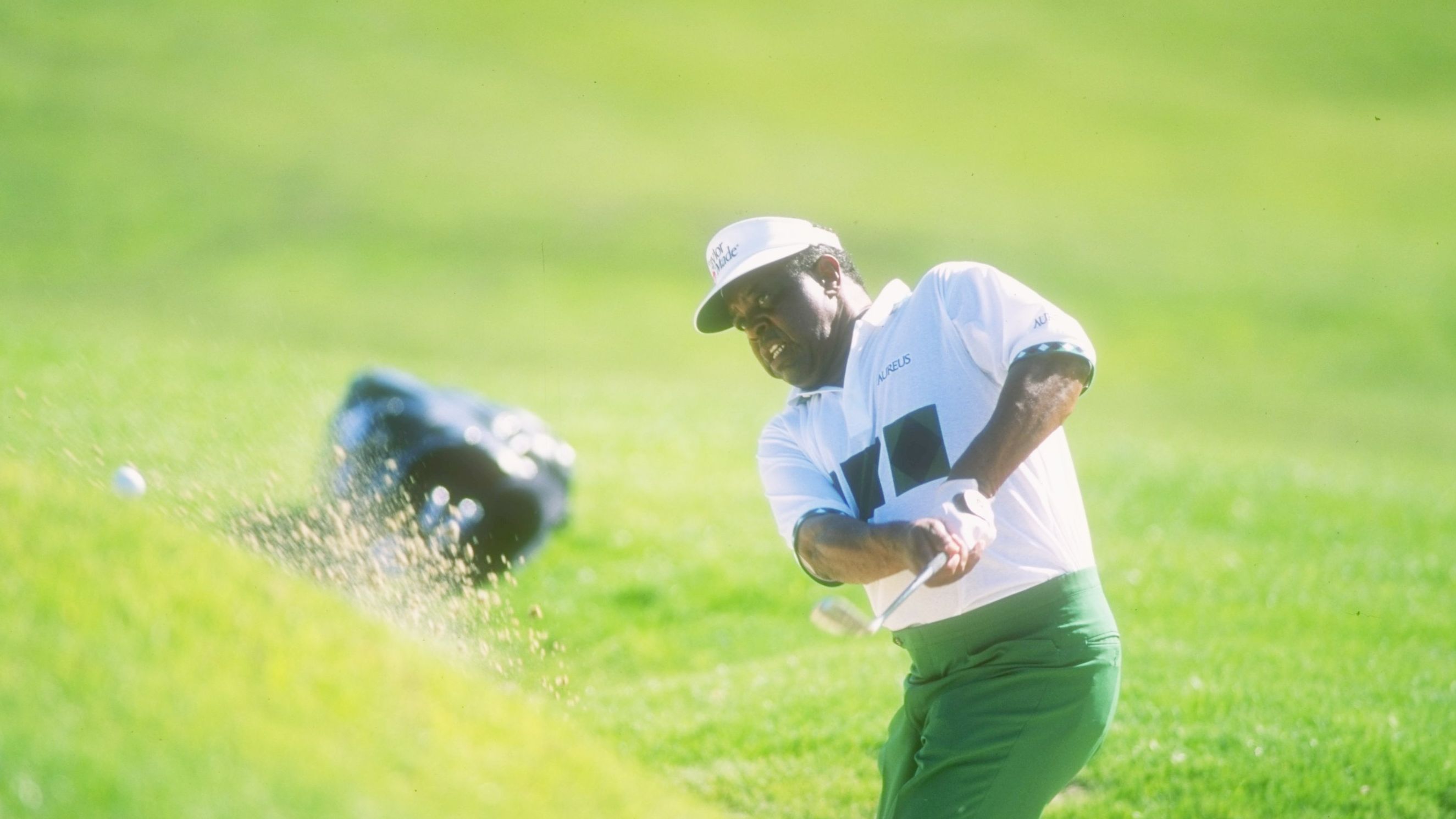 Golf world says goodbye to 'hero', 'pioneer'