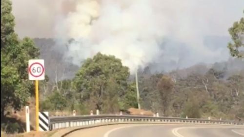 Fire emergency downgraded for residents north of Perth