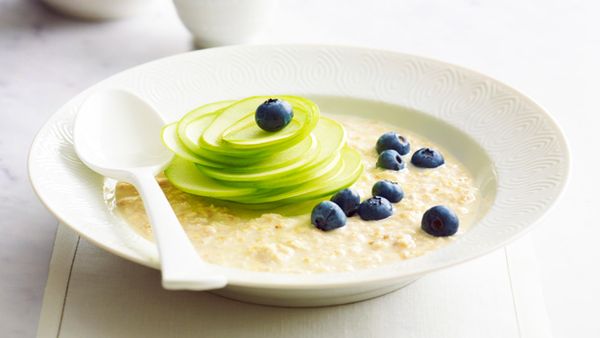 Blueberry and apple bircher muesli