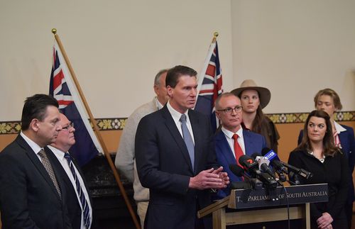 Federal and state politicans including Senator Cory Bernardi and South Australia Premier Jay Weatherill at a meeting in July last year calling for a review into water use in the Murray-Darling basin. (AAP)