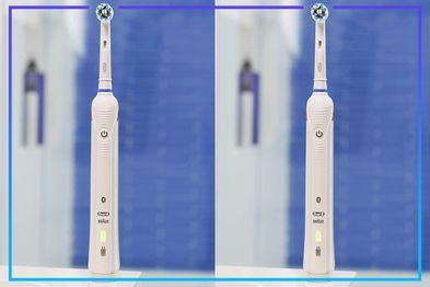 9PR: Oral-B SMART 4 4000 Rechargeable Electric Toothbrush, Powered by Braun