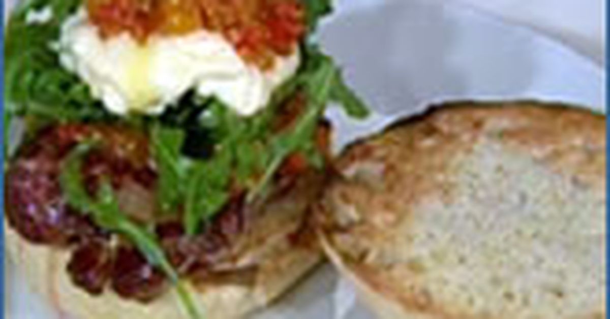 Fillet steak burgers with aioli and tomato chutney - 9Kitchen