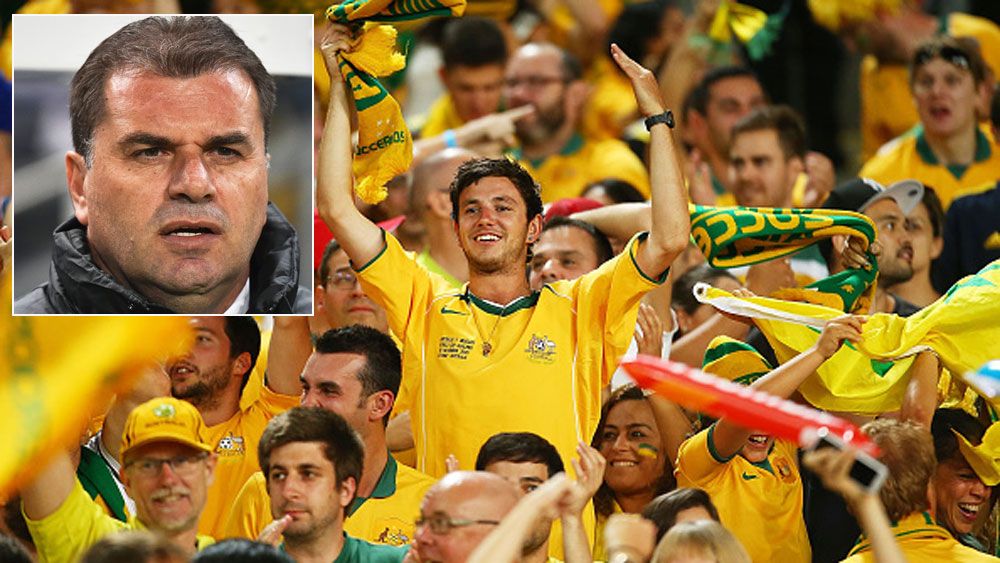 Socceroos fans and (inset) Ange Postecoglou. (Getty)