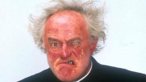 Actor Frank Kelly, star or UK comedy series 'Father Ted', dies aged 77