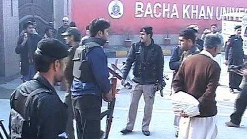 Security forces outside the university. (DunyaTV)