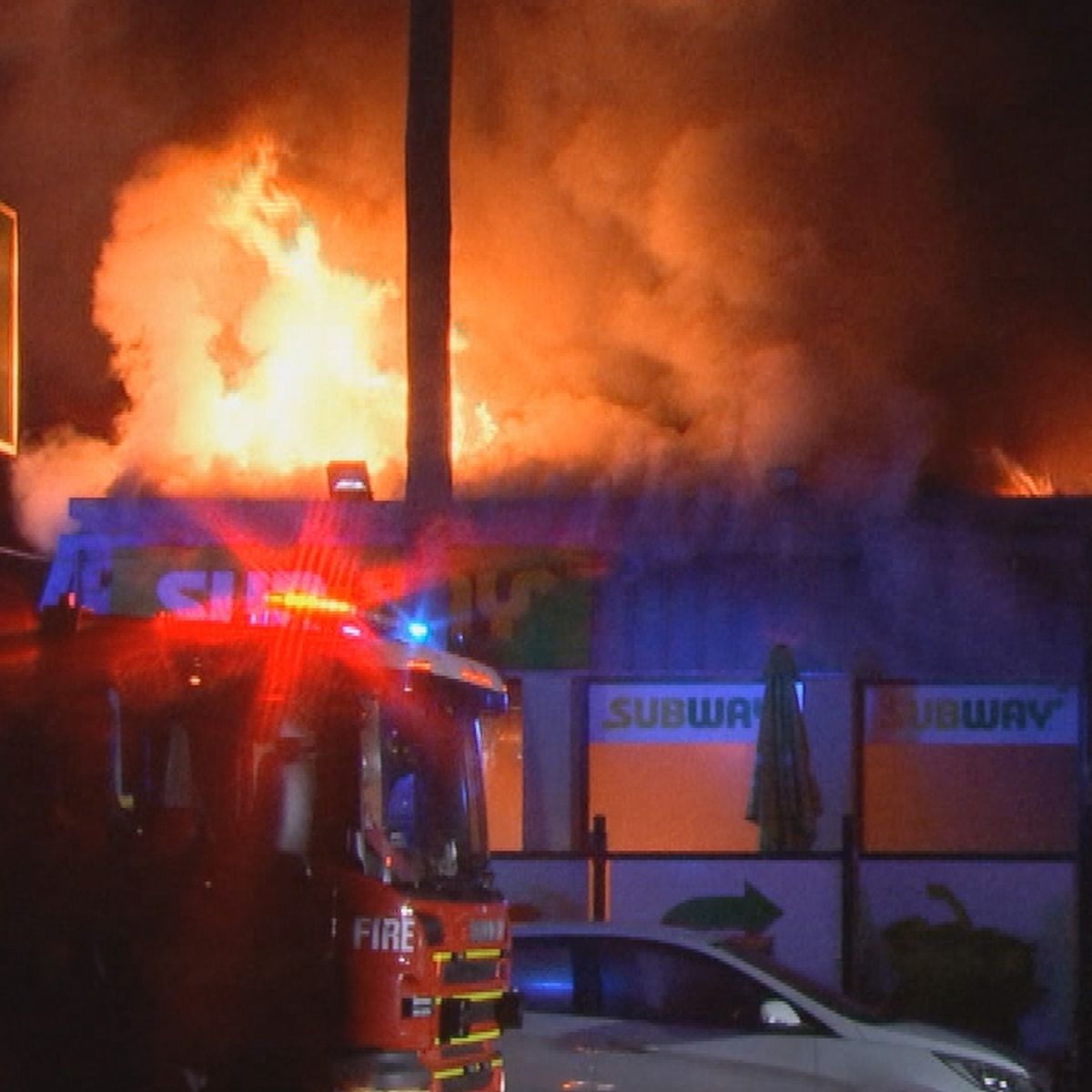 Thornbury: The Cheesecake Shop and Subway stores gutted by suspicious fire  in Melbourne