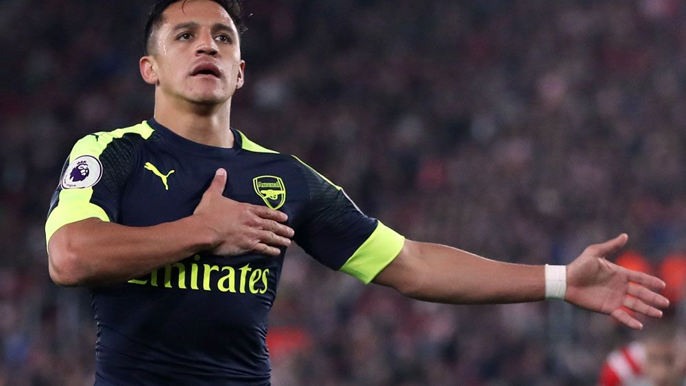 Alexis Sanchez stunner helps Arsenal to EPL win over Southampton
