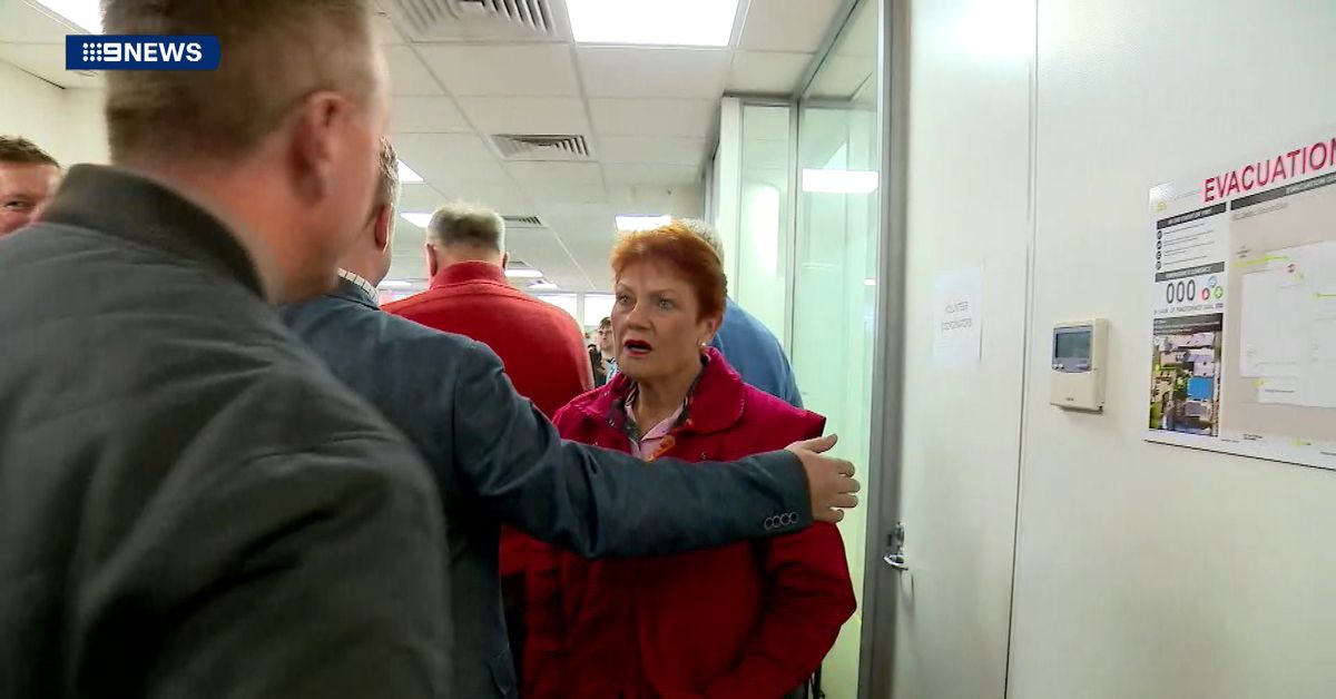 Local ABC journalists booted from One Nation event before crucial byelection