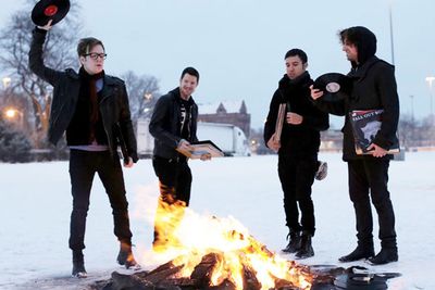 Fall Out Boy<br/><br/><iframe src="https://embed.spotify.com/?uri=spotify:track:2E43WFS4rRc09za2r2GmZl" width="250" height="80" frameborder="0" allowtransparency="true"></iframe>