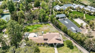 Celebrity homes property real estate Kardashians California USA 