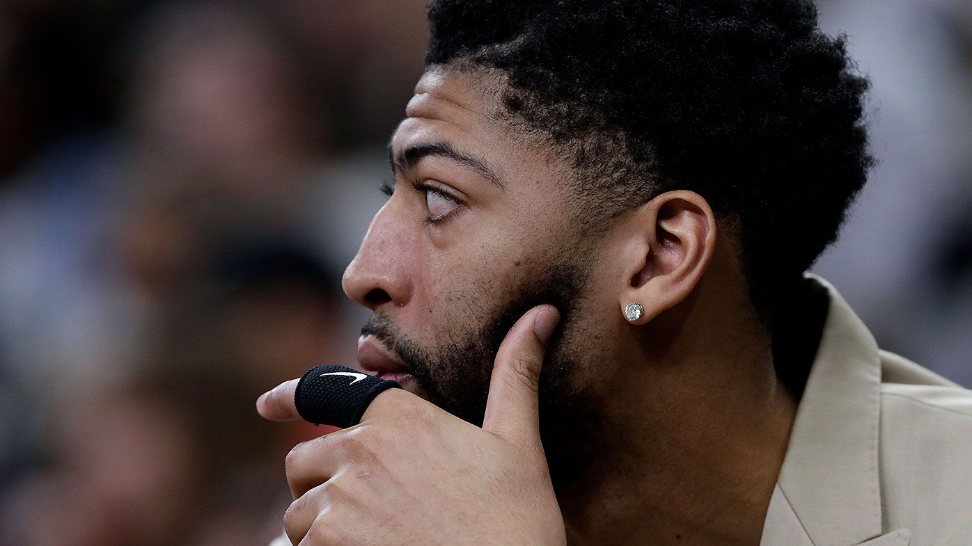 Anthony Davis remains with the New Orleans Pelicans despite blockbuster NBA trade deadline day