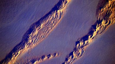 A photograph of desert dunes taken by Mr Kelly from his year in space. (Twitter/@StationCDRKelly)