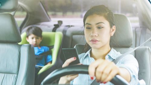 Four out of five teenagers say they've seen their parents breaking the law while driving, according to a new survey.