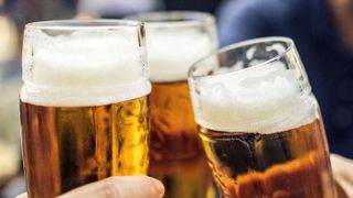 9news.com.au - Nick Pearson - Aussies set for $12 schooners as beer tax set to jump