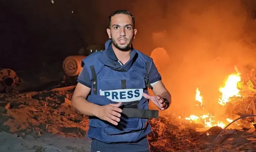 Al Jazeera muhabiri Anas al-Sharif, Gazze'de.