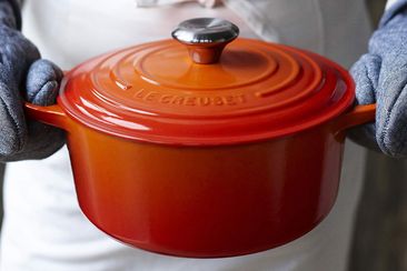 9PR: This cult favourite casserole dish is now over 40% off