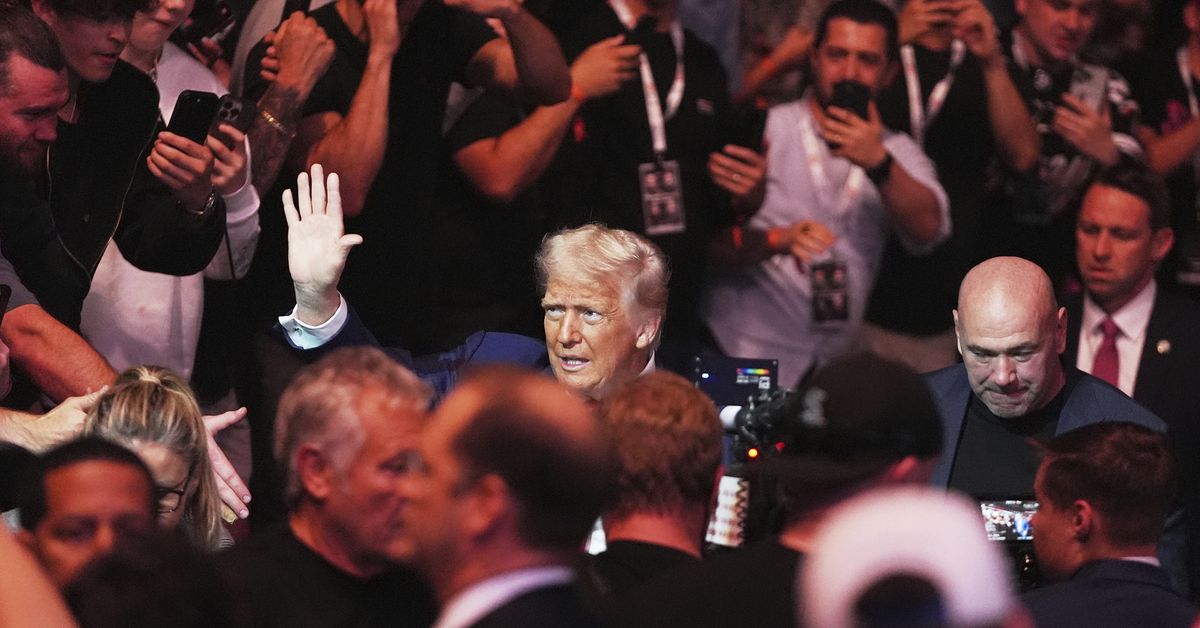 Donald Trump makes UFC appearance amid riots against immigration raids