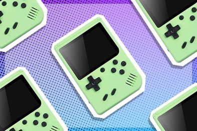 9PR: Portable Retro Video Game Console, green