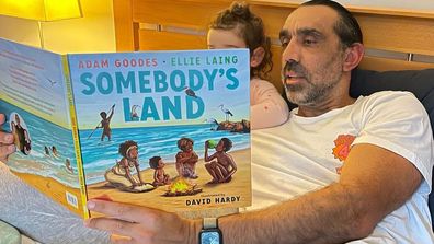 Adam Goodes and Ellie Laing, illustrated by David Hardy - Somebody&#x27;s Land: Welcome to Our Country