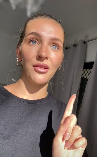 Bridal makeup artist Kelly Mills explains five tips for wedding days