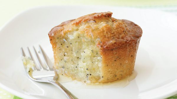 Lemon and poppyseed friands