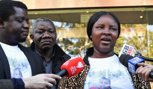 Mary Kpaba has been recommended for a bravery award for pulling her daughter from a burning home. Image: AAP