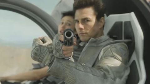 Exclusive: Watch Tom Cruise take on the world with ed-<i>Bond</i> babe in <i>Oblivion</i> trailer debut