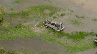 Chris 'Willow' Wilson falls in crocodile-infested lake Matt Wright's Wild Territory 