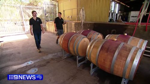Les viticulteurs sud-australiens trinquent de nouvelles opportunités après que la Chine a levé ses droits de douane sur le vin australien.