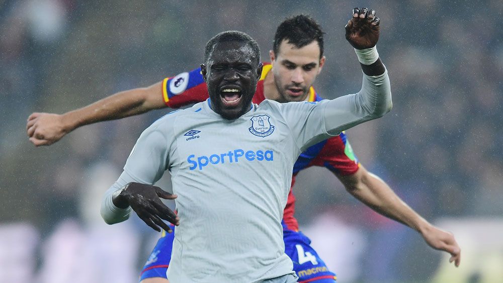 Everton striker Oumar Niasse charged with 'deception' after diving for penalty