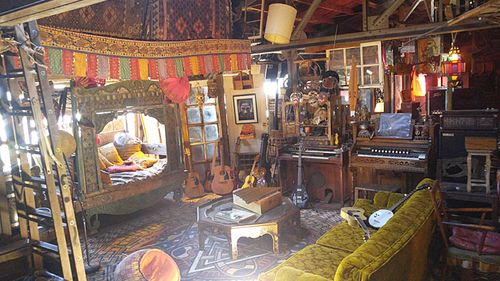 Inside 'The Oakland Ghost Ship' (Tumblr)