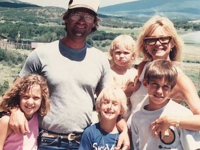 Goldie Hawn and Kurt Russell with their children.