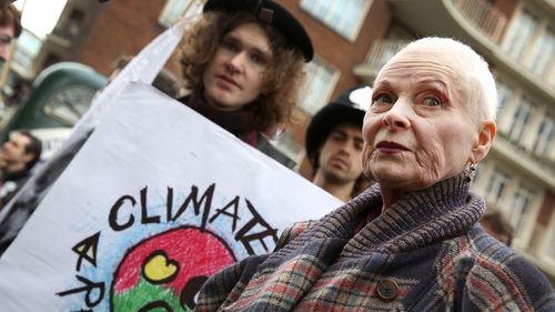 Vivienne Westwood bierze udział w wiecu protestacyjnym podczas Fracked Future Carnival 19 marca 2014 r. W Londynie, Anglia.