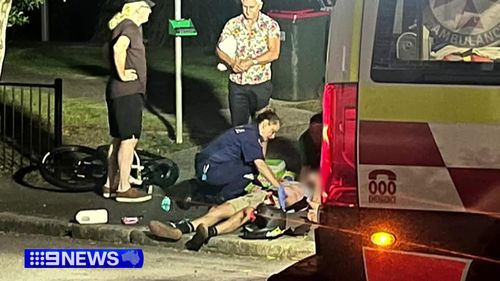 Un automobiliste inculpé après un délit de fuite présumé a laissé un adolescent de Sydney à l'hôpital 