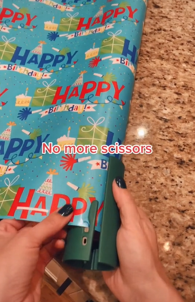 Woman shares genius hack for cutting wrapping paper this Christmas & you  DON'T need scissors