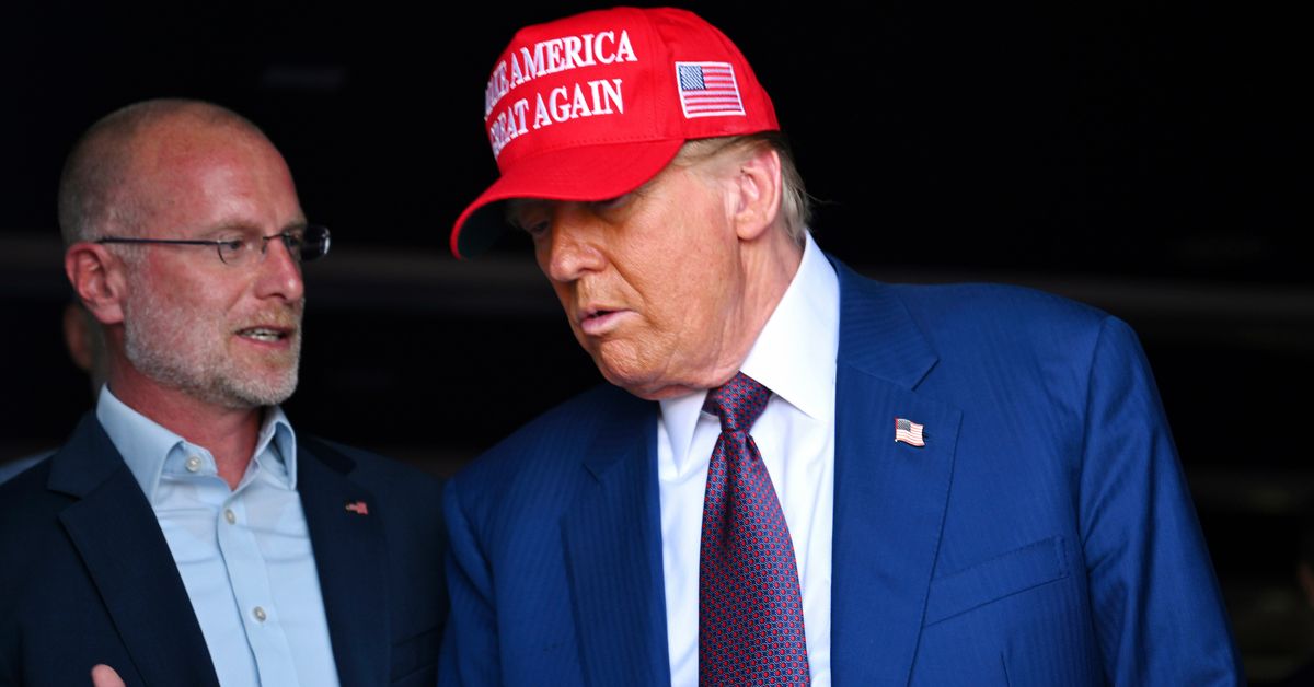 Trump official threatens broadcasters over coverage of Middle East war