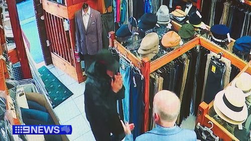 Briga em Port Melbourne em 21 de abril. Uma das vítimas pediu ajuda a um empresário próximo.