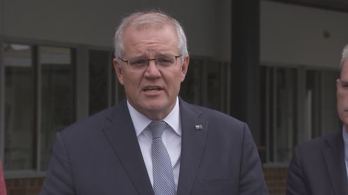 Scott Morrison facing election defeat, latest Newspoll shows - 9News