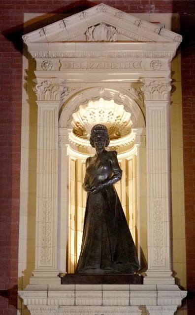 A statue of Britain's Queen Elizabeth is lit up after unveiling by Britain's King Charles upon his arrival to attend the Royal British Legion Festival of Remembrance at the Royal Albert Hall in London, Britain, November 11, 2023. REUTERS/Maja Smiejkowska/Pool