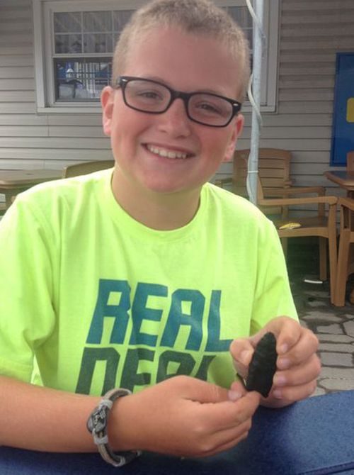 Boy finds 10,000-year-old weapon on US beach