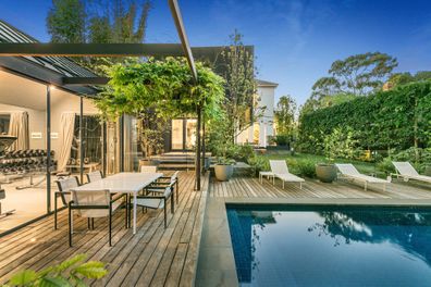 Grill'd co-founder Simon Crowe sells melbourne south yarra home $15 million