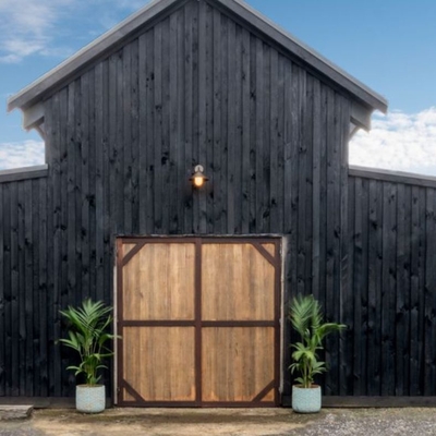 Million-dollar home in Victoria looks like a standard barn, but the interiors will surprise