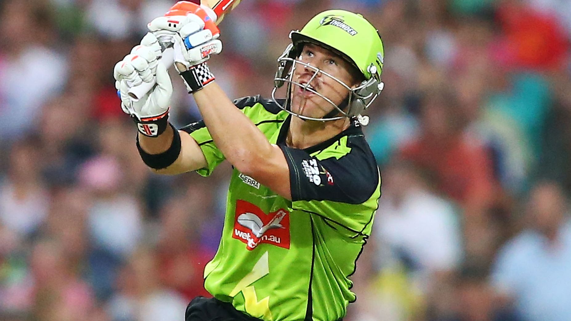 Timely boost for ailing Big Bash League with Thunder announcing David Warner deal