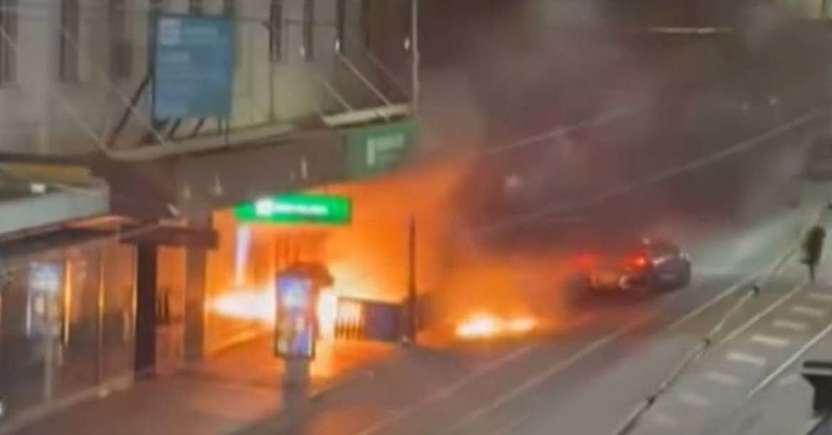 Two more bars attacked in Melbourne as fears grow