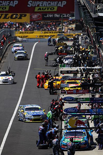 With all the safety car stops, pit-lane was frenetic. (Getty)
