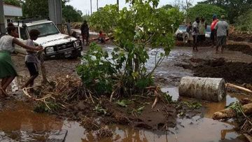 Two earthquakes and two cyclones hit Vanuatu