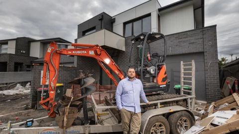Builder cost  homes   property Melbourne 