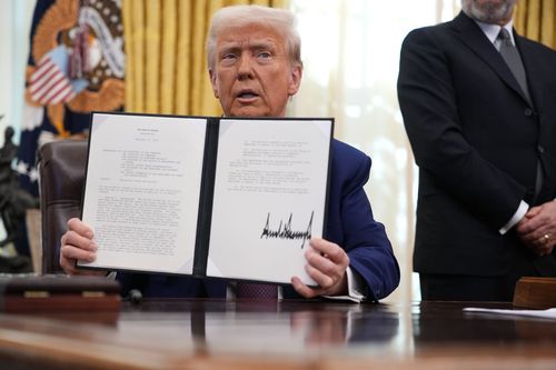 WASHINGTON, DC - FEBRUARY 13: U.S. President Donald Trump delivers remarks after signing an executive order on reciprocal tariffs in the Oval Office at the White House on February 13, 2025 in Washington, DC. Trump announced his plan to increase U.S. tariffs to match the rates other nations charge to import American goods. (Photo by Andrew Harnik/Getty Images)